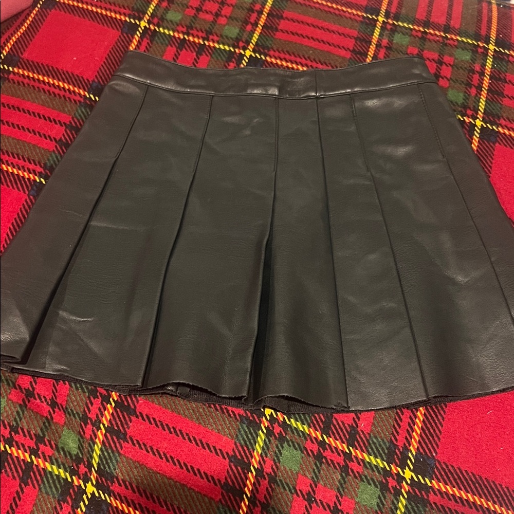 Zara Black Faux Leather Pleated Skirt